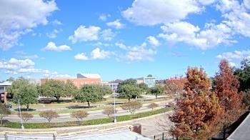Weather camera view of Chalmette HS.