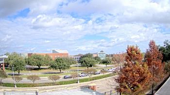 Weather camera view of Chalmette HS.