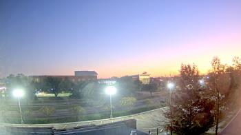 Weather camera view of Chalmette HS.