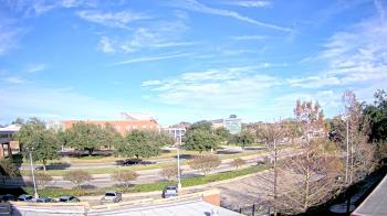 Weather camera view of Chalmette HS.