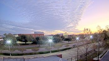 Weather camera view of Chalmette HS.