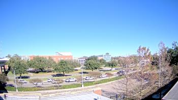 Weather camera view of Chalmette HS.