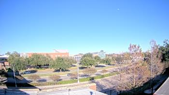 Weather camera view of Chalmette HS.