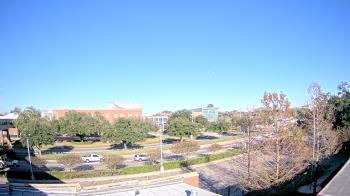 Weather camera view of Chalmette HS.