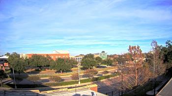 Weather camera view of Chalmette HS.