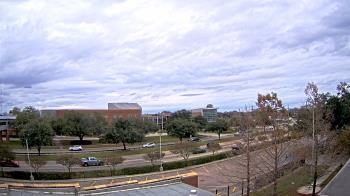 Weather camera view of Chalmette HS.