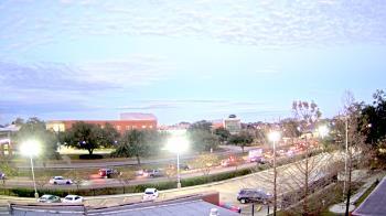 Weather camera view of Chalmette HS.