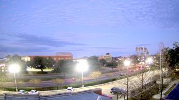 Weather camera view of Chalmette HS.