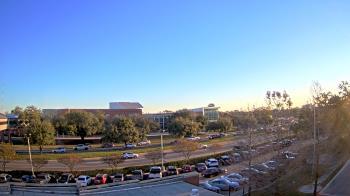 Weather camera view of Chalmette HS.