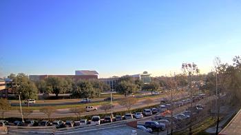 Weather camera view of Chalmette HS.