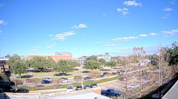 Weather camera view of Chalmette HS.