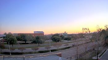 Weather camera view of Chalmette HS.