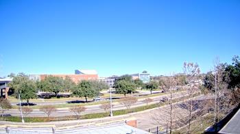 Weather camera view of Chalmette HS.