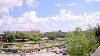 Weather camera view of Chalmette HS.