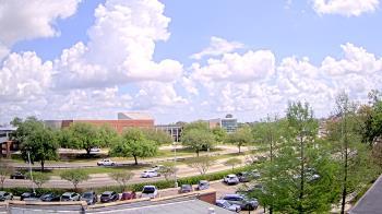 Weather camera view of Chalmette HS.