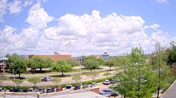 Weather camera view of Chalmette HS.