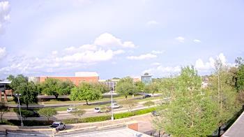 Weather camera view of Chalmette HS.