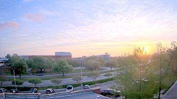 Weather camera view of Chalmette HS.