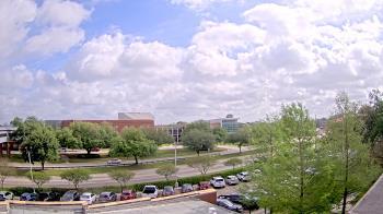 Weather camera view of Chalmette HS.
