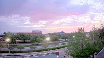 Weather camera view of Chalmette HS.