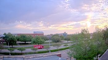 Weather camera view of Chalmette HS.
