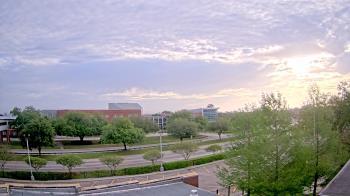 Weather camera view of Chalmette HS.