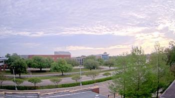 Weather camera view of Chalmette HS.