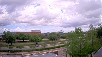 Weather camera view of Chalmette HS.