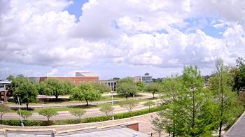 Weather camera view of Chalmette HS.