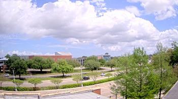 Weather camera view of Chalmette HS.