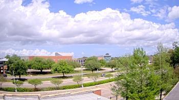 Weather camera view of Chalmette HS.