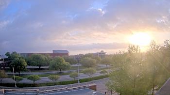 Weather camera view of Chalmette HS.