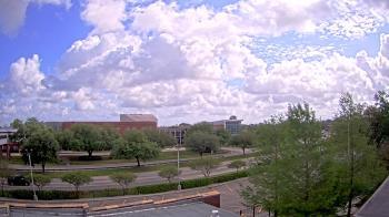 Weather camera view of Chalmette HS.