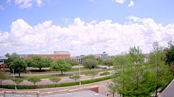 Weather camera view of Chalmette HS.