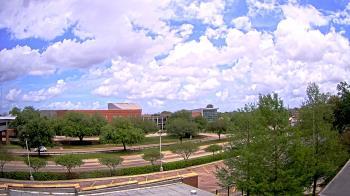 Weather camera view of Chalmette HS.