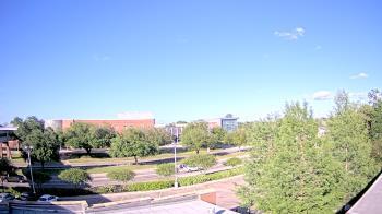 Weather camera view of Chalmette HS.