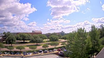 Weather camera view of Chalmette HS.