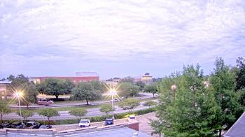 Weather camera view of Chalmette HS.