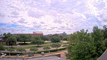 Weather camera view of Chalmette HS.