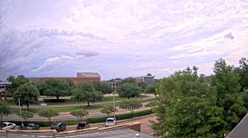 Weather camera view of Chalmette HS.