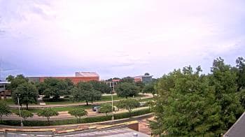 Weather camera view of Chalmette HS.