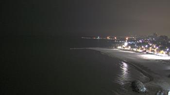 Weather camera view of Edgewater Beach.