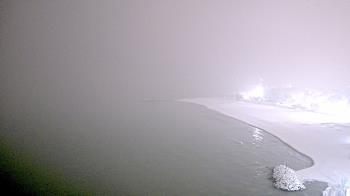 Weather camera view of Edgewater Beach.