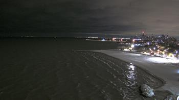 Weather camera view of Edgewater Beach.
