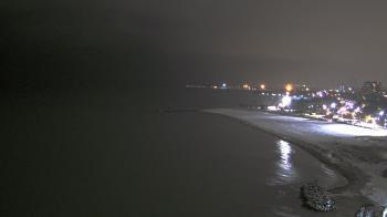Weather camera view of Edgewater Beach.