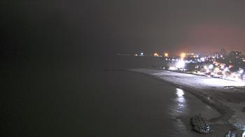 Weather camera view of Edgewater Beach.