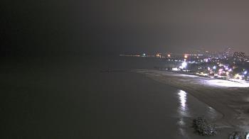 Weather camera view of Edgewater Beach.