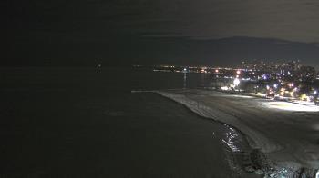 Weather camera view of Edgewater Beach.