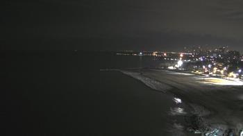 Weather camera view of Edgewater Beach.