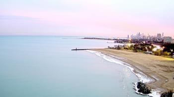 Weather camera view of Edgewater Beach.